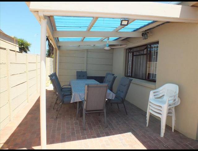 4 BEDROOM HOUSE FOR SALE IN WELWAY PARK EAST